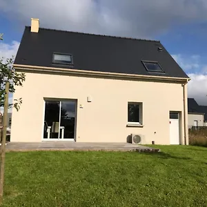Flochouët - Maison Avec Jardin - Trélivan Proche Dinan Hébergement de vacances