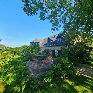Grande Maison En Pierre, Calme, Jardin Arboré. Hébergement de vacances