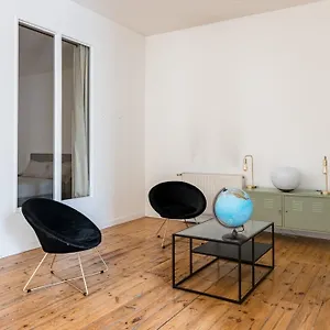 https://zeus-loft-400m-6rms-6br-hypercentre.hotels-rhonealpes.com